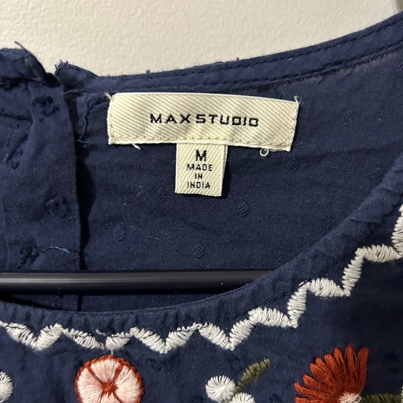 Max Studio Navy Blouse - Picture 2 of 2